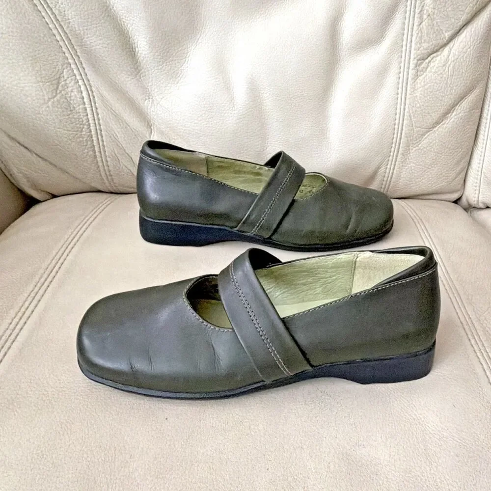 Josef Seibel Womens Leather Mary Jane Shoes EU 38 US 7.5-8 Comfort Green